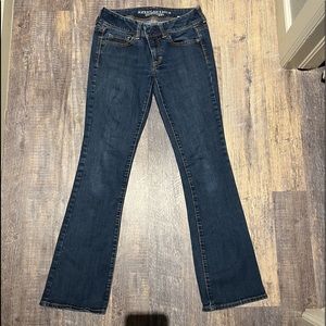 AMERICAN EAGLE JEANS